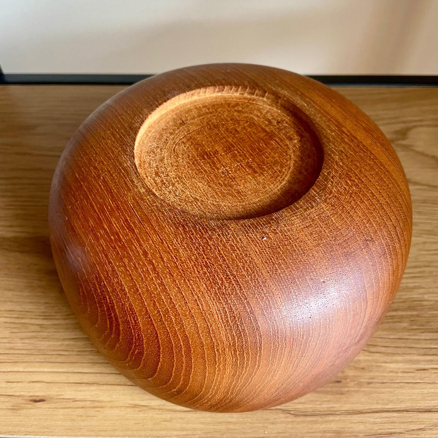 Skål i teak 16,5 cm
