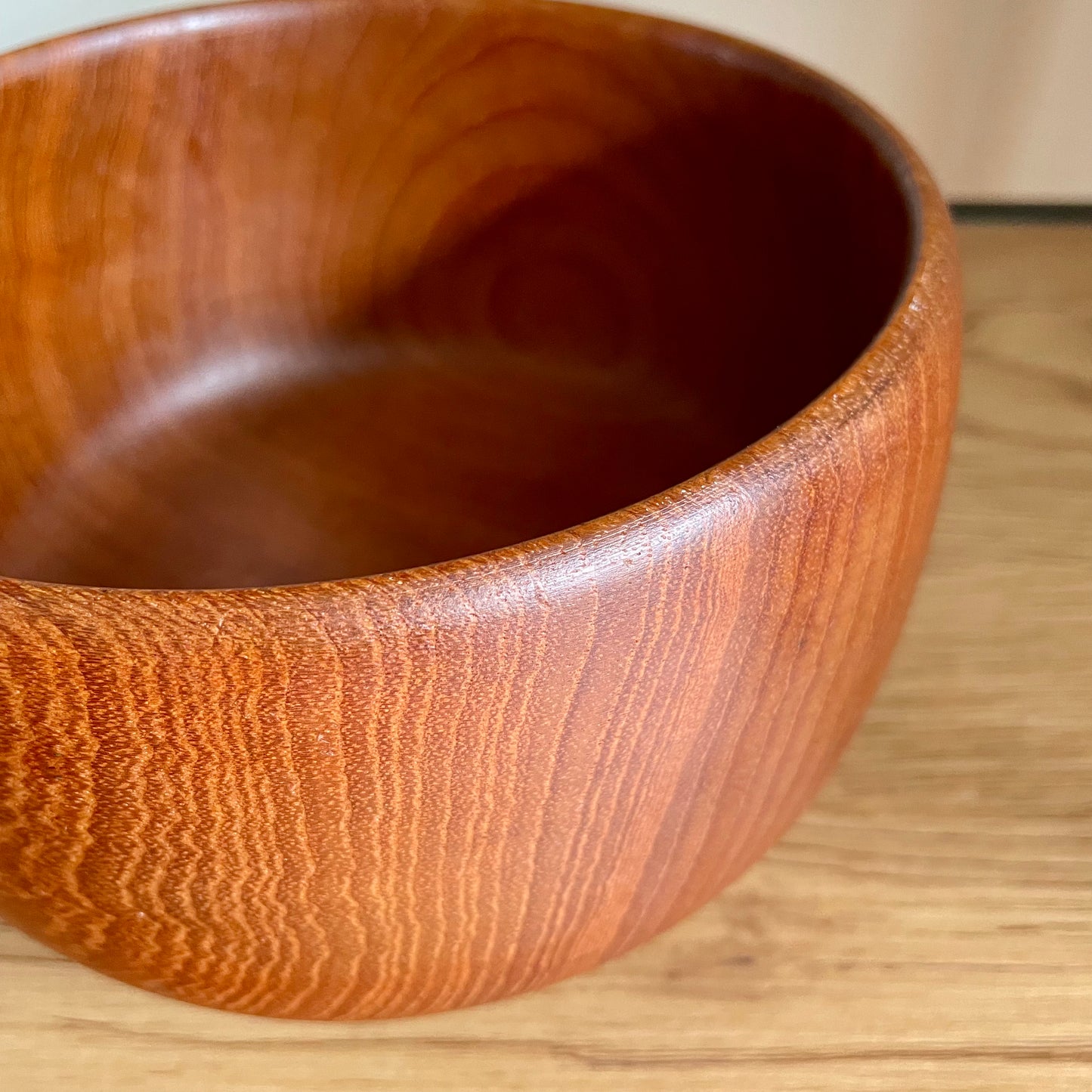 Skål i teak 16,5 cm
